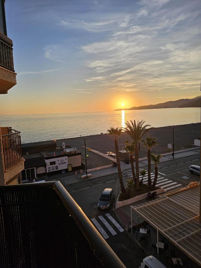 Salobreña Apartamento En Primera Linea De Playa מראה חיצוני תמונה