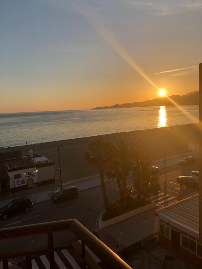 Salobreña Apartamento En Primera Linea De Playa מראה חיצוני תמונה